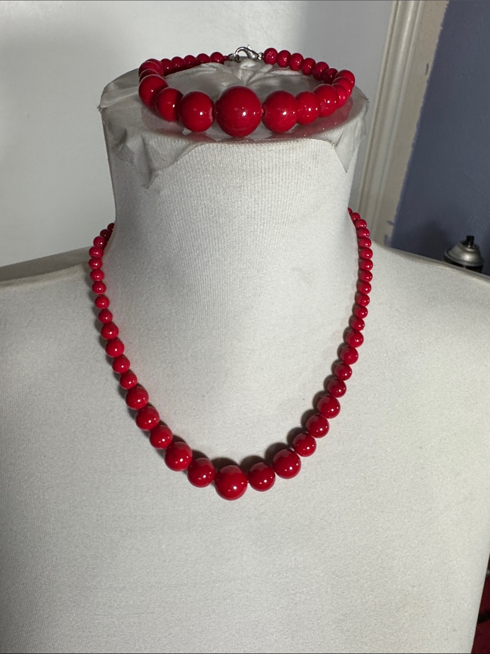 Red Beaded Necklace and Bracelet Set
